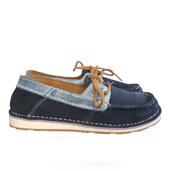Ariat Shoes - Ariat Cruiser Castaway Blue Women's Size 6 B